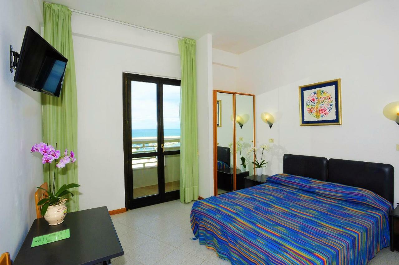 Hotel Borgo Marina 罗迪-加尔加尼科 外观 照片